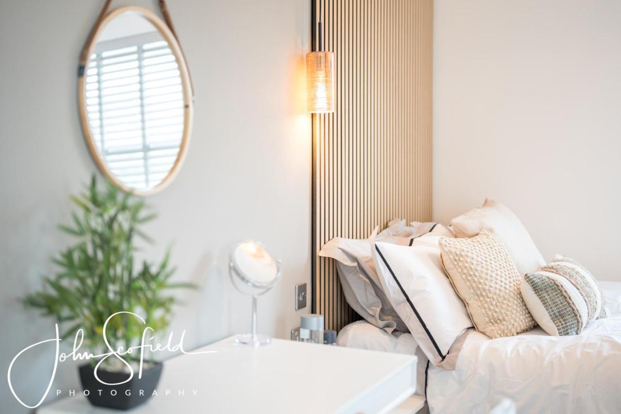 Boutique Nights Aparthotel AEGON International Esterno foto